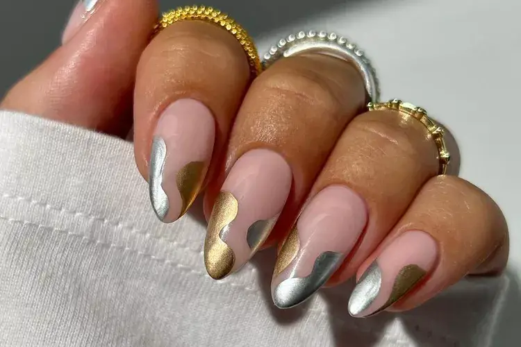 Metallic Manicure Idea